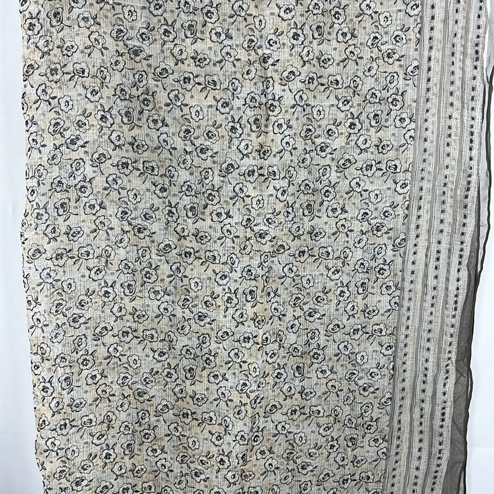Doncaster Flower Stripe Border 100% Silk Scarf Color Sand Rolled Edges NWT - Picture 7 of 12